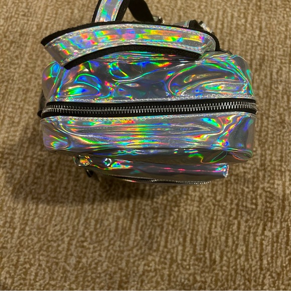 backpack, hologram, NWT - Picture 3 of 11